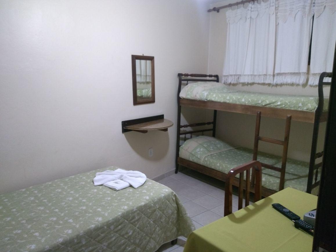 Quarto Familiar com Casa de Banho Privativa